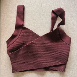 Aritzia Babaton Sculpt Knit Greek Burgundy Ribbed Crop Top (M)